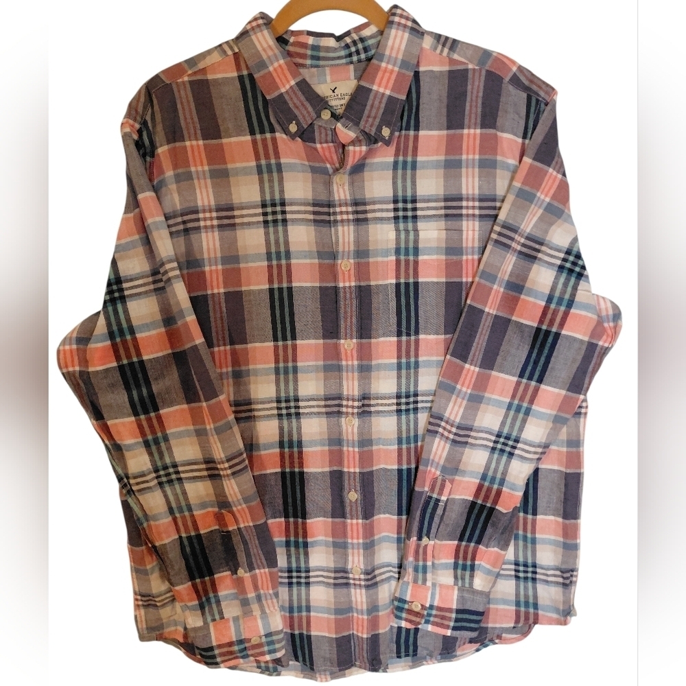 American Eagle Outfitters Multicolor Plaid Shirt